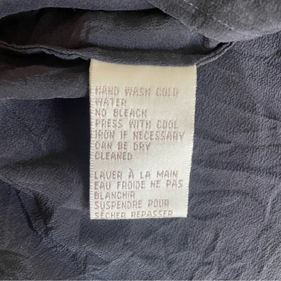 Vintage Jones New York 100% Silk Black Collarless Button Up Shirt Blouse - Picture 10 of 13